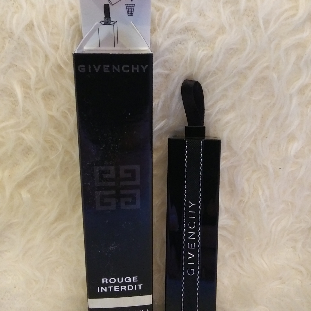 Givenchy Interdit#13 Rouge Interdit satin Lipstick